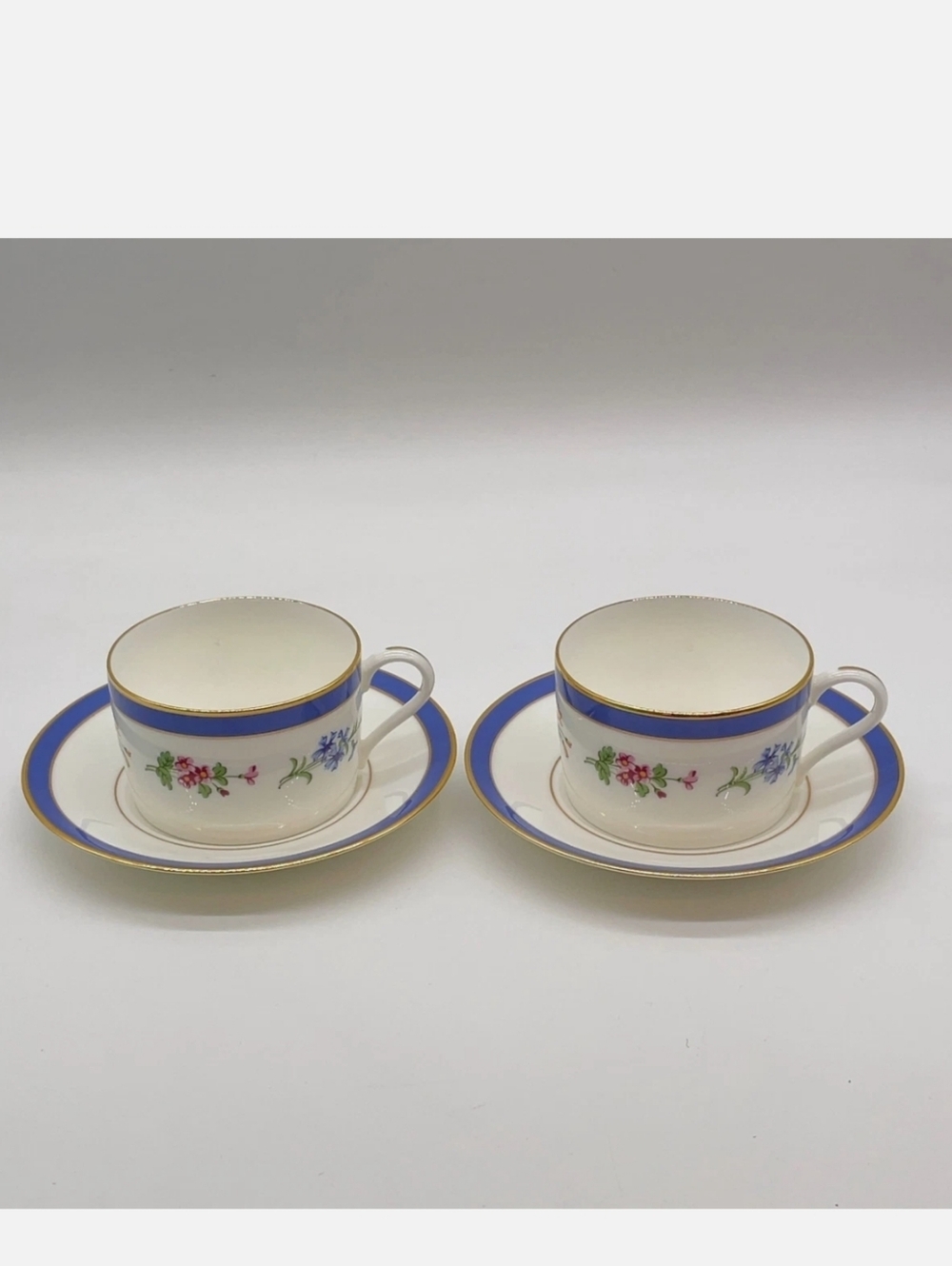 NIB Tiffany & Co. Blue and White Espresso Mug & Saucer Gold Trim Original Box - Picture 2 of 10